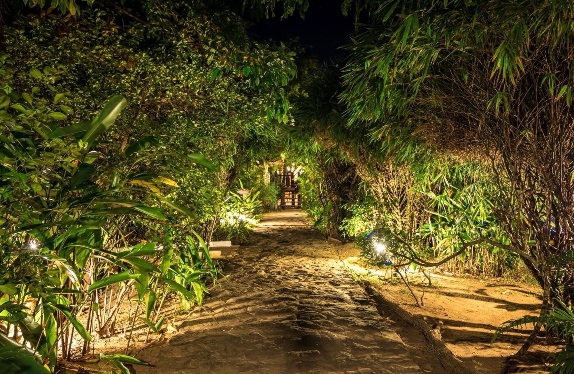 Sambor Village Hotel 3*